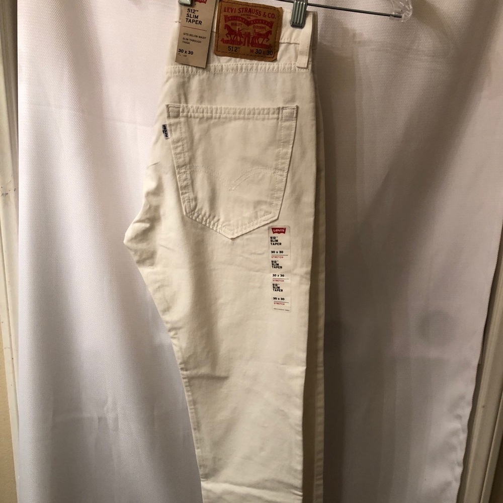 White Levi’s Jeans Size 30X30